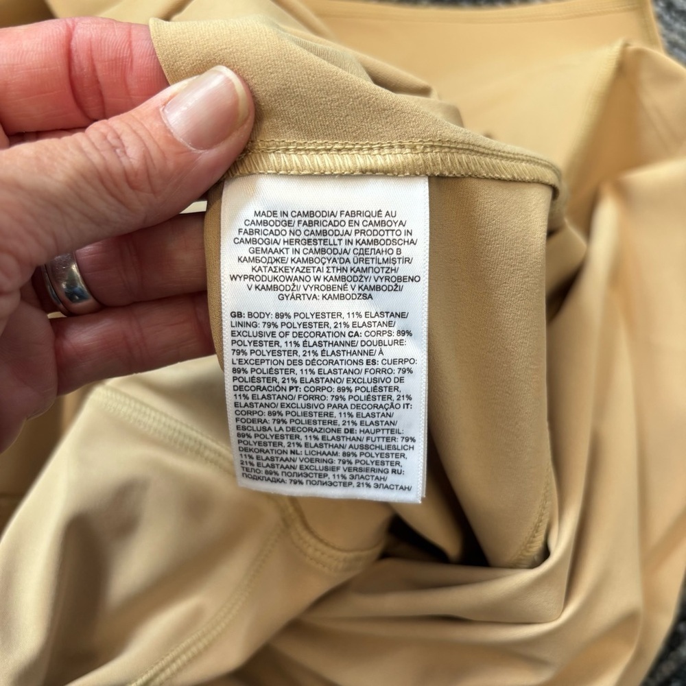 The north face arque Dress Tan Medium Tennis Pickleball - Picture 10 of 10